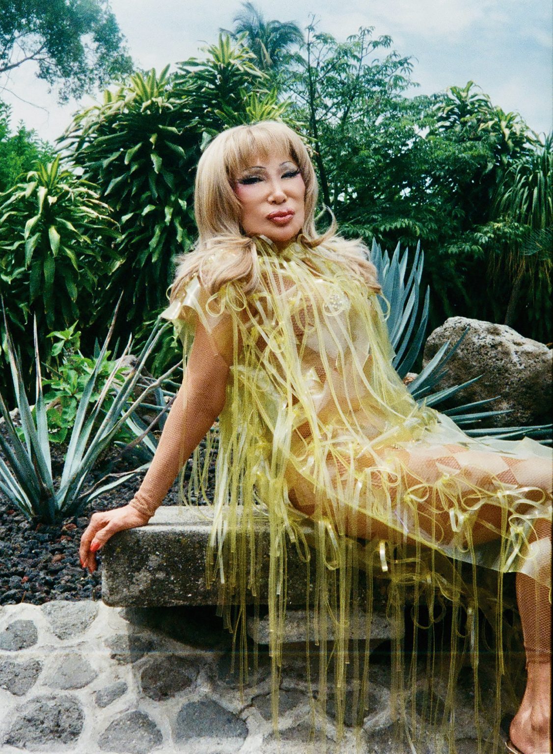Lyn May: Lúcida y dueña de su historia | Revista 192 | Interview | Fashion